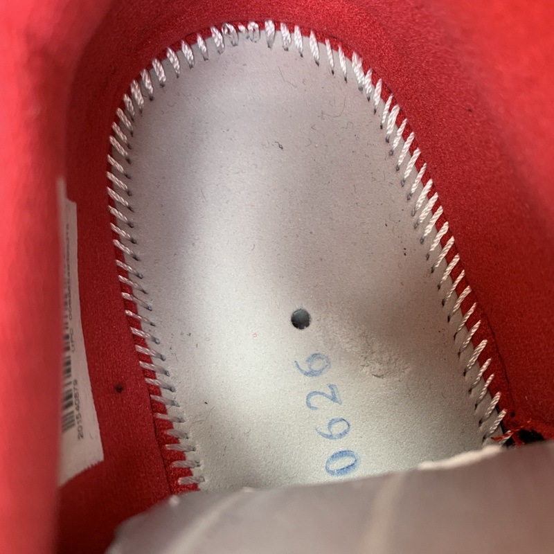 Air Jordan 11 Low “Bred”