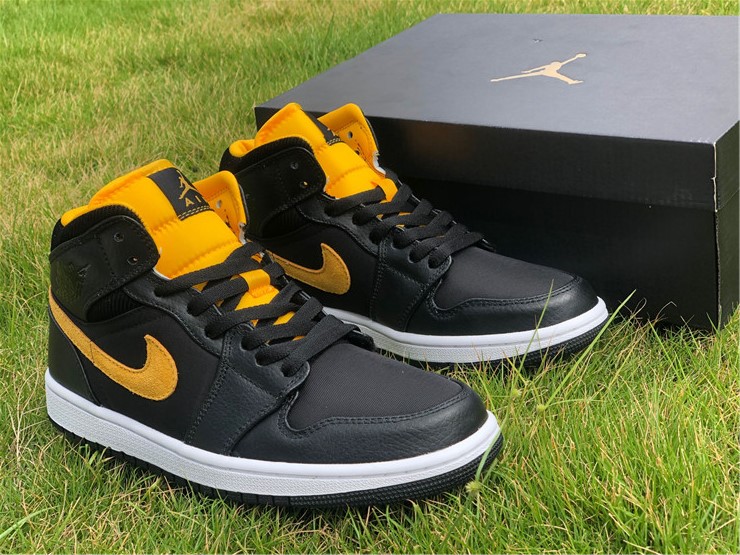 Air Jordan 1 Mid Black Yellow