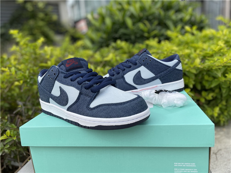 Nike SB Dunk Low Binary Blue