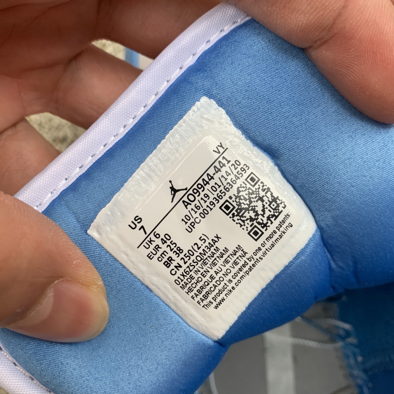 Air Jordan 1 Low shoes