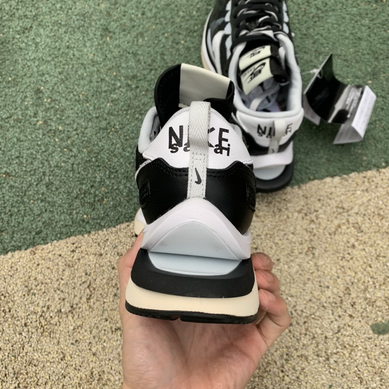 Sacai x Nike Pegasus VaporFly SP Black