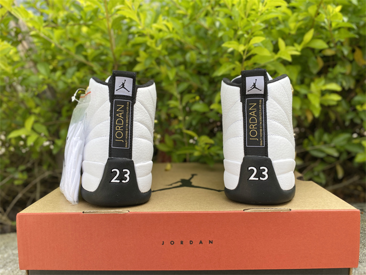 Air Jordan 12 Royalty