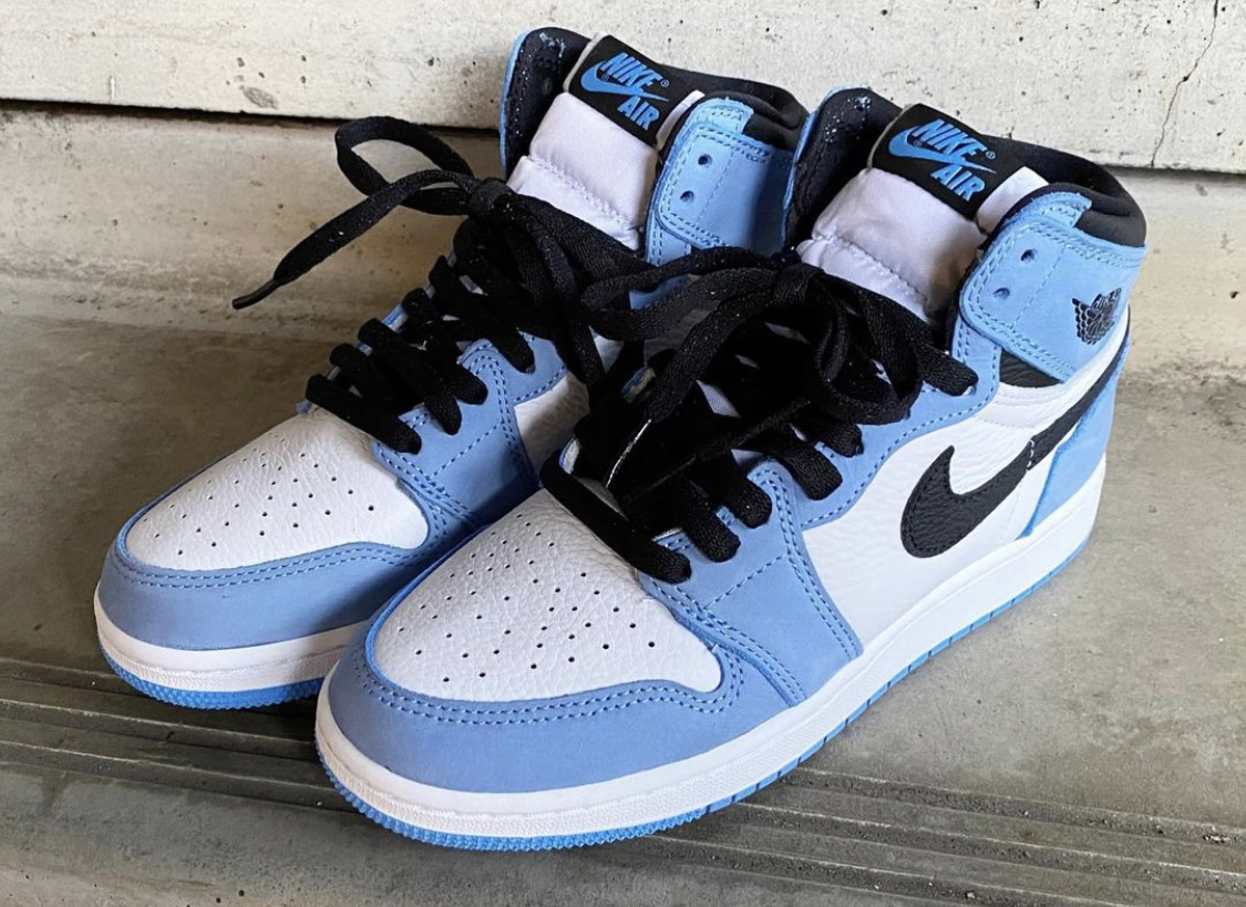 Air Jordan 1 High OG “University Blue”