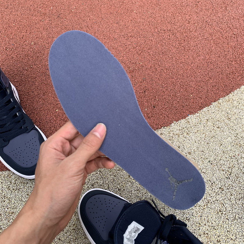 Jordan 1 Mid Obsidian Sanded Purple