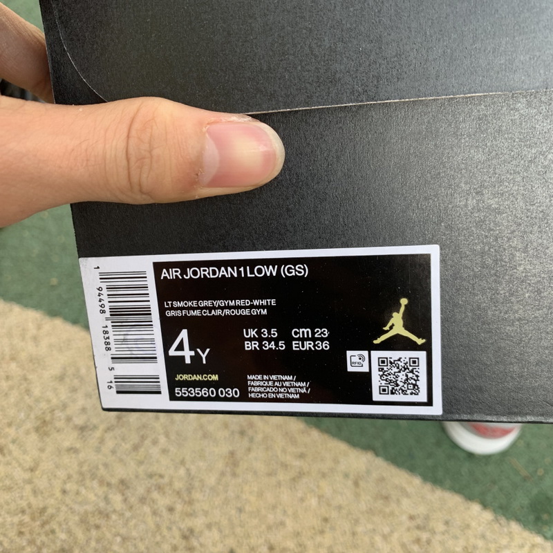Air Jordan 1 Low Light Smoke Grey