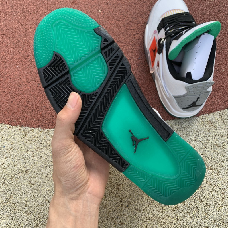 Air Jordan 4 WMNS “Rasta”