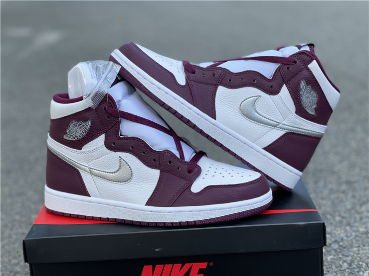 Air Jordan 1 Retro High OG 'Bordeaux'