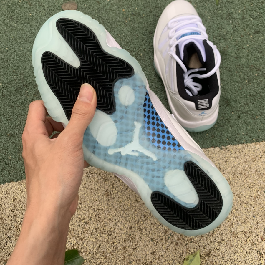 Air Jordan 11 Low Legend Blue GS 2021