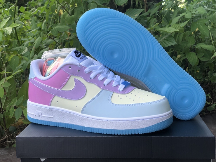 NIKE Air Force 1'07 LX UV