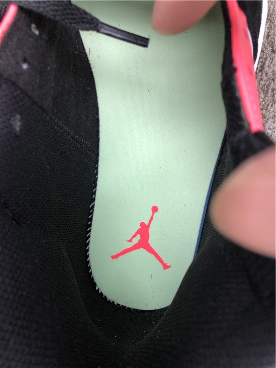 Air Jordan 1 Mid SE South Beach