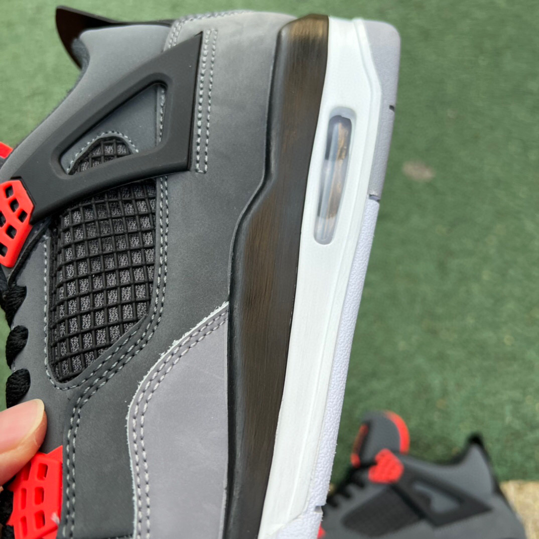 Air Jordan 4 Infrared
