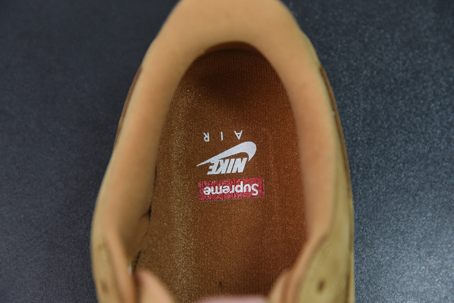 Nike Air Force 1 Low SP Supreme Wheat