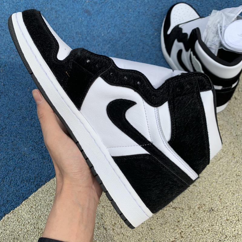 Air Jordan 1 Retro High OG WMNS “Panda”