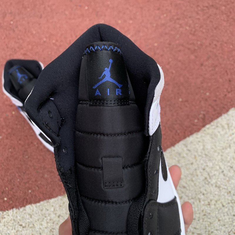 Jordan 1 Mid Shoes069