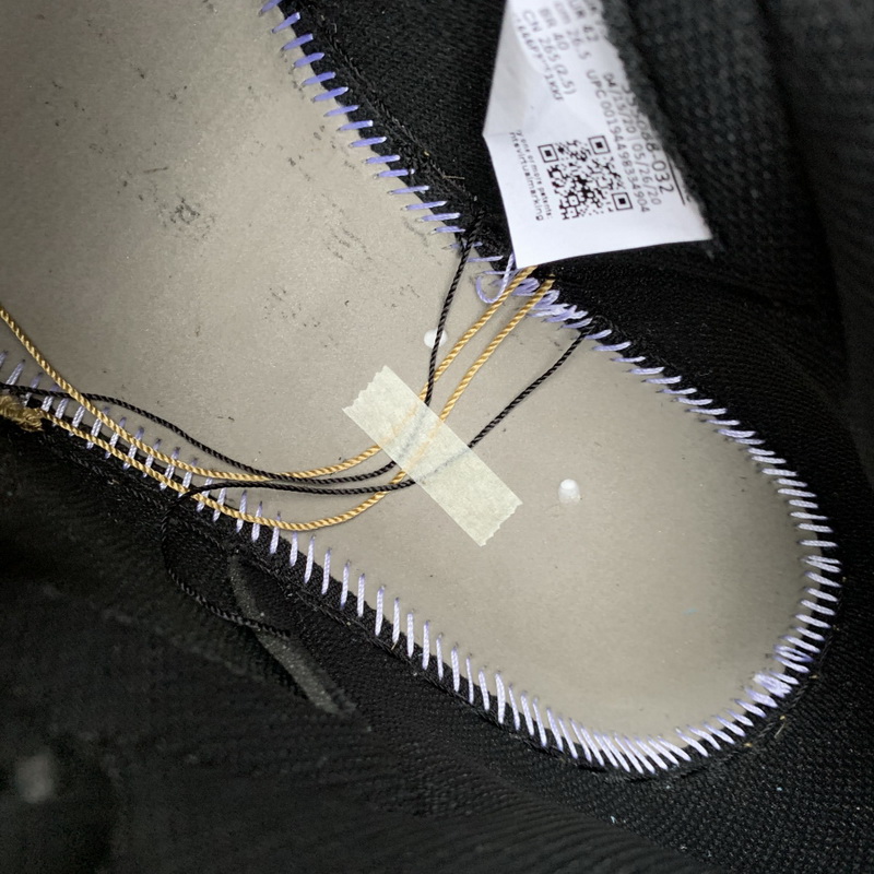 Air Jordan 1 High “Black Metallic Gold”