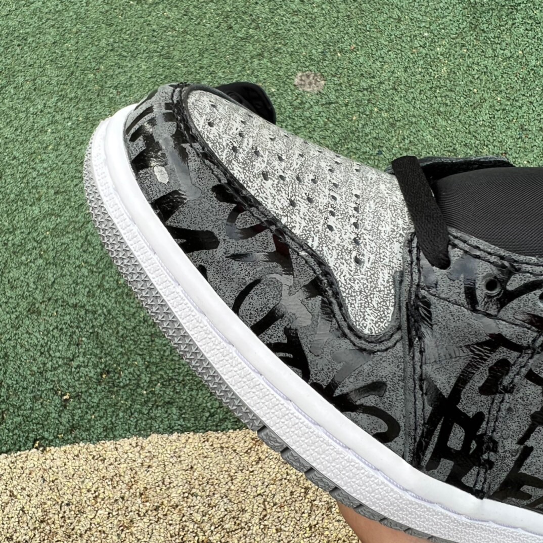 Air Jordan 1 High OG Rebellionaire”