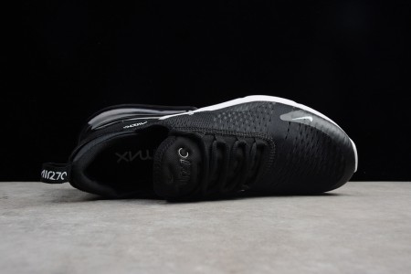 Nike Air Max 270 in black/white
