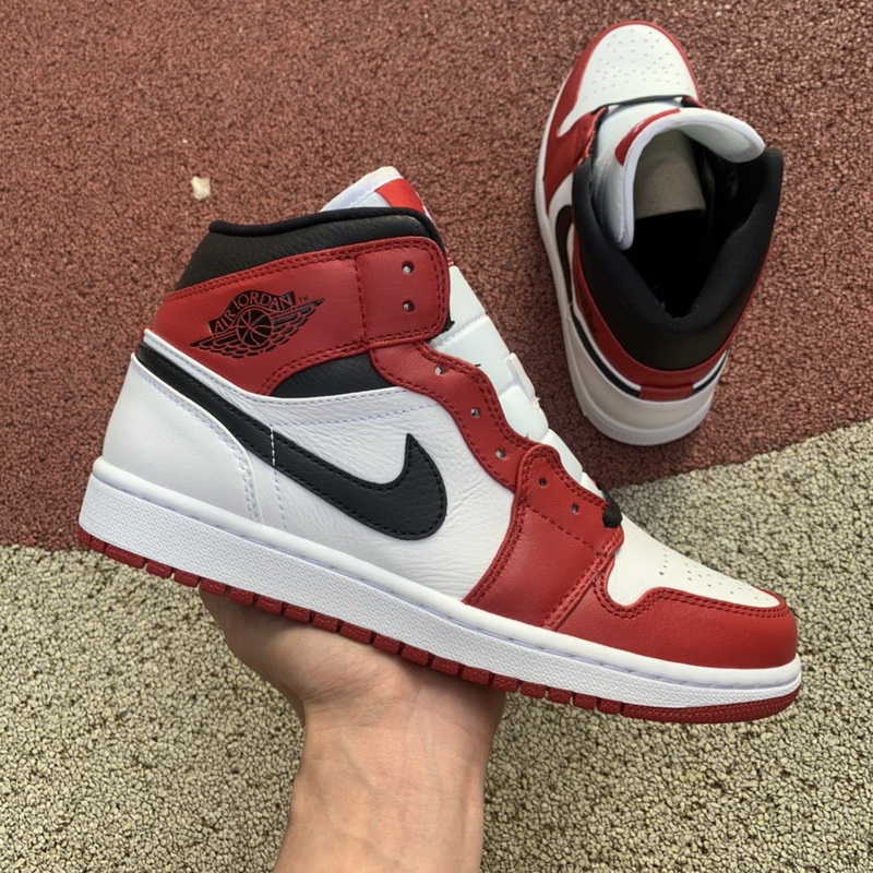 Jordan 1 Mid Chicago