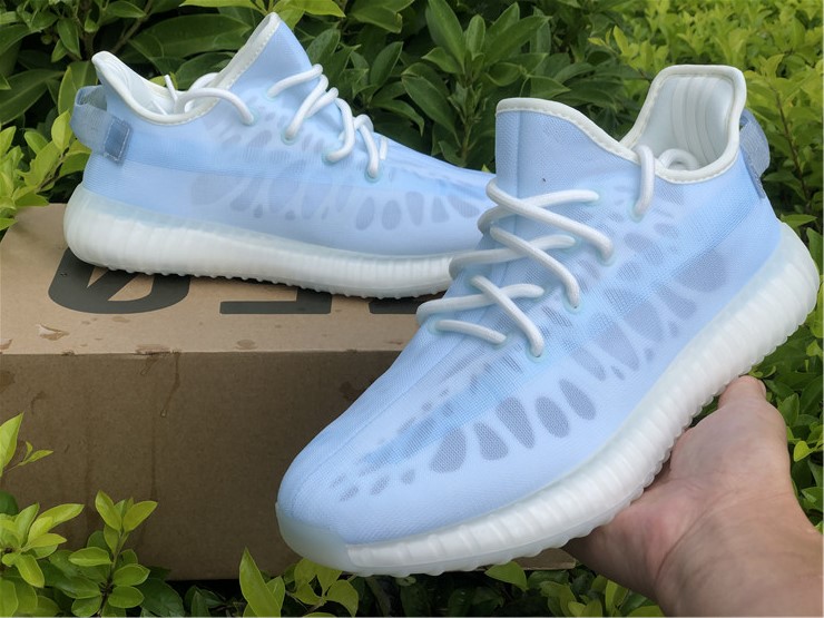 Yeezy Boost 350 Boost V3 Blue