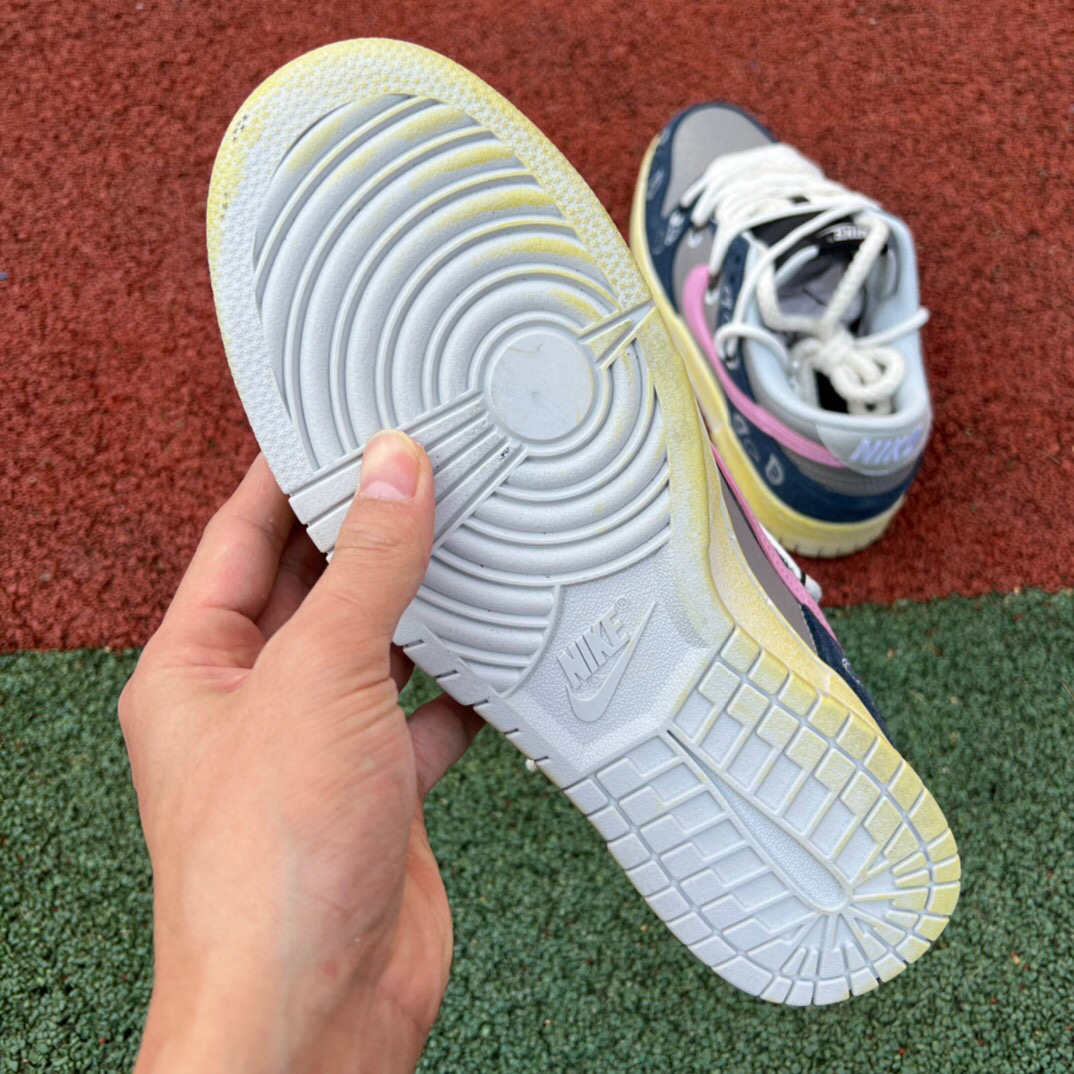 Nike SB Dunk Low Travis Scott