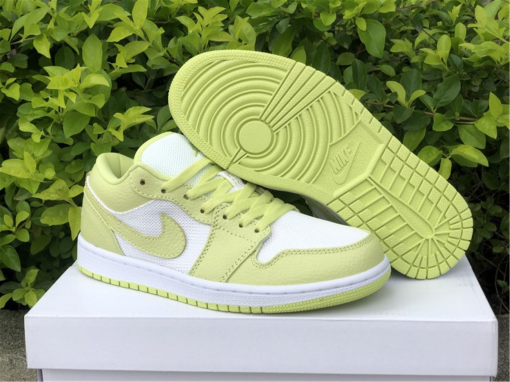 Air Jordan 1 Low Limelight