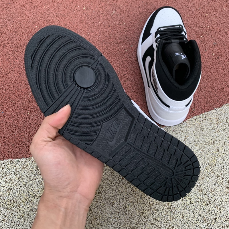 Jordan 1 Mid White Black GS