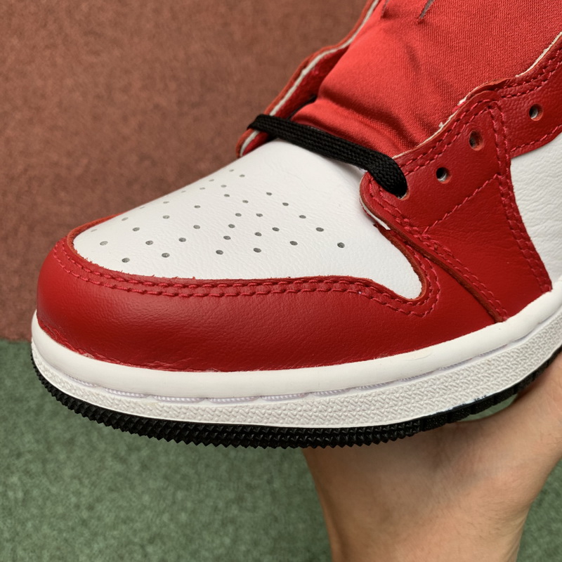 Air Jordan 1 High OG WMNS “Satin Snake” GS