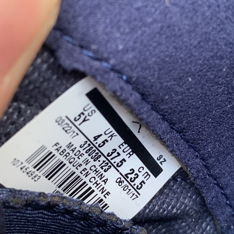 Air Jordan 11 “Midnight Navy” GS