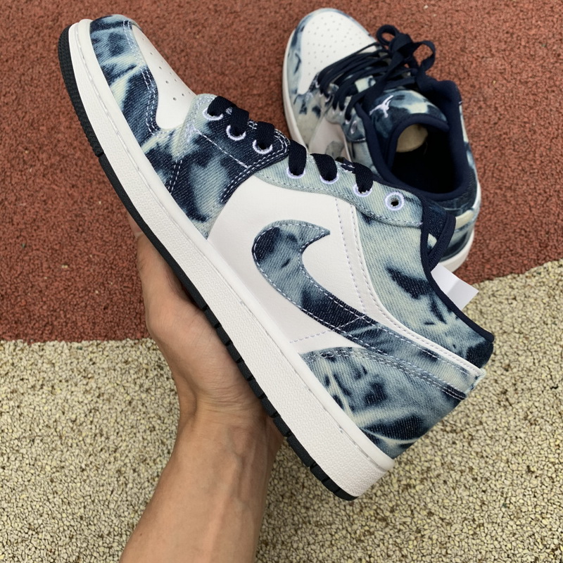 Air Jordan 1 Low shoes