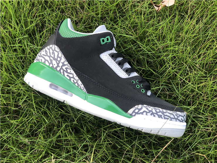 Air Jordan 3 “Pine Green”