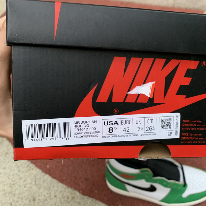 Air Jordan 1 High OG WMNS “Lucky Green”