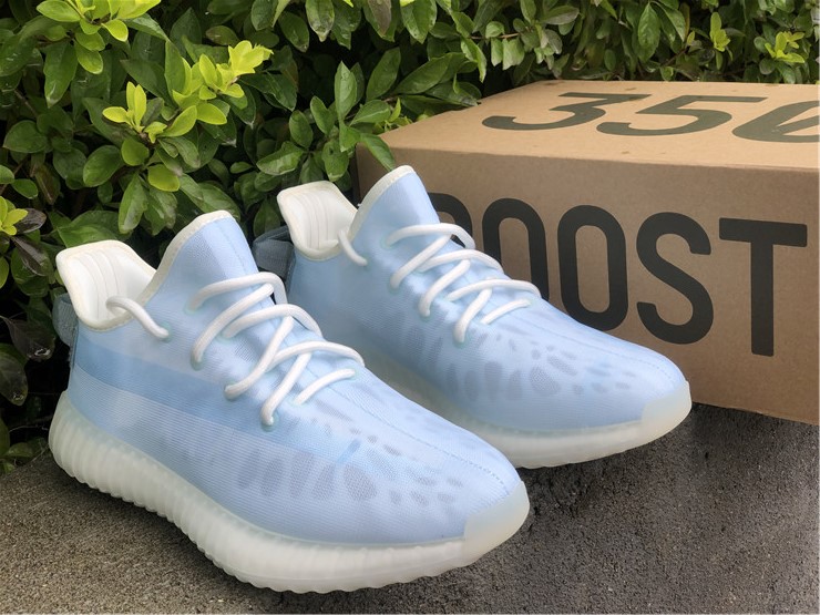 Yeezy Boost 350 Boost V3 Blue