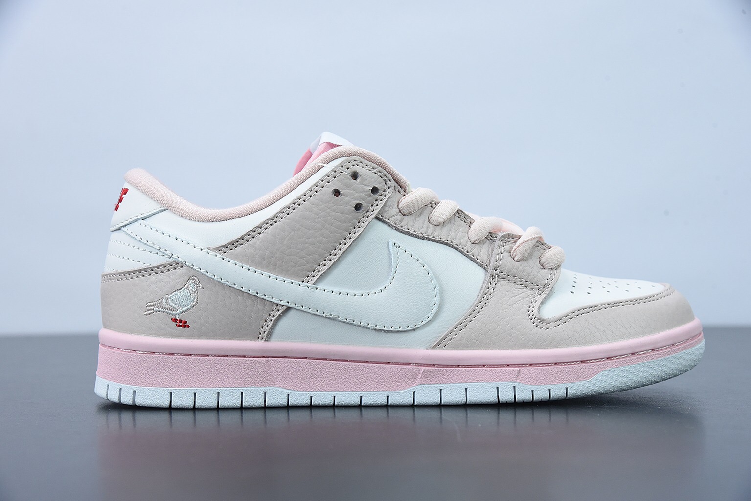 Staple x Nike SB Dunk Low Pigeon