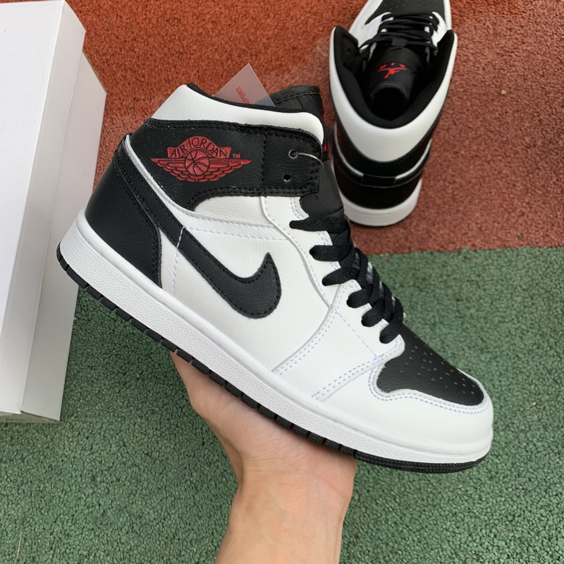 Jordan 1 Mid Reverse Black Toe