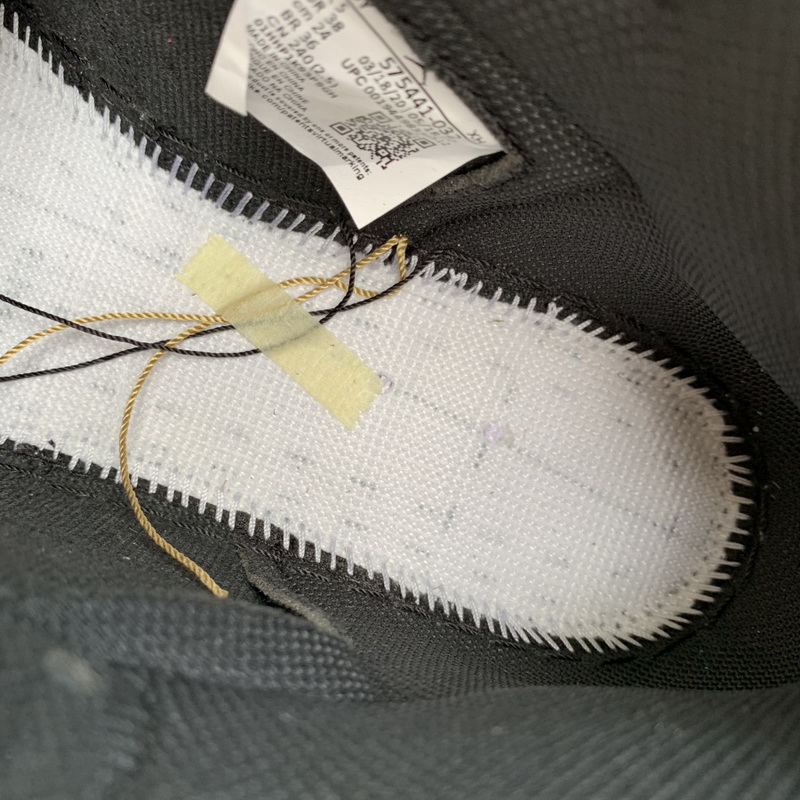 Air Jordan 1 High “Black Metallic Gold” GS