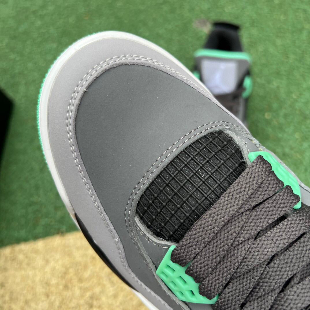 Air Jordan 4 Green Glow