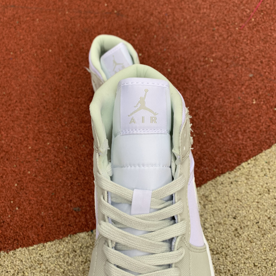 Air Jordan 1 Mid Spruce White