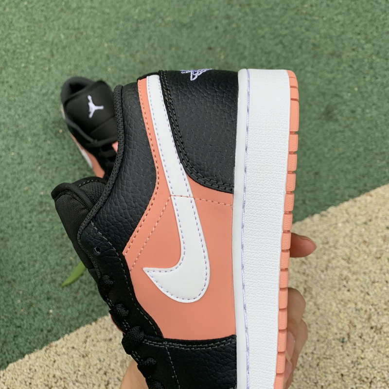 Air Jordan 1 Low shoes