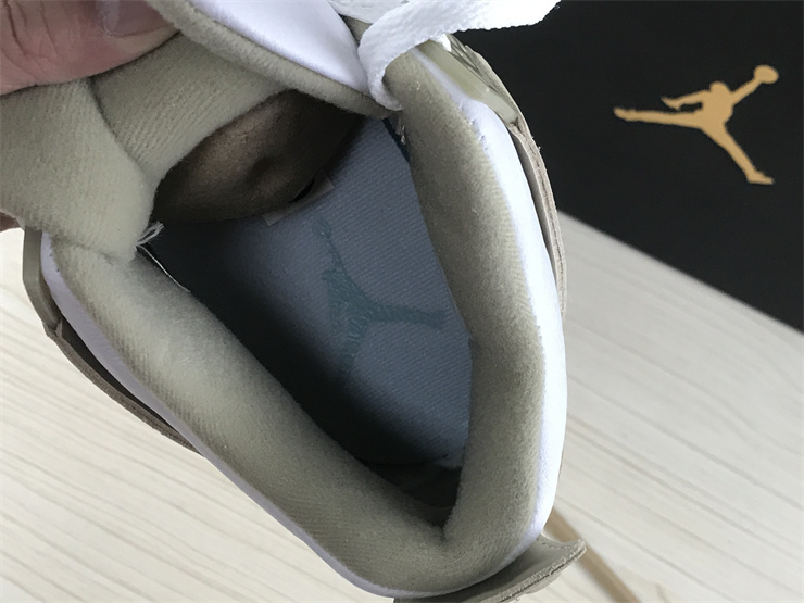 Air Jordan 4 GS Linen Platinum