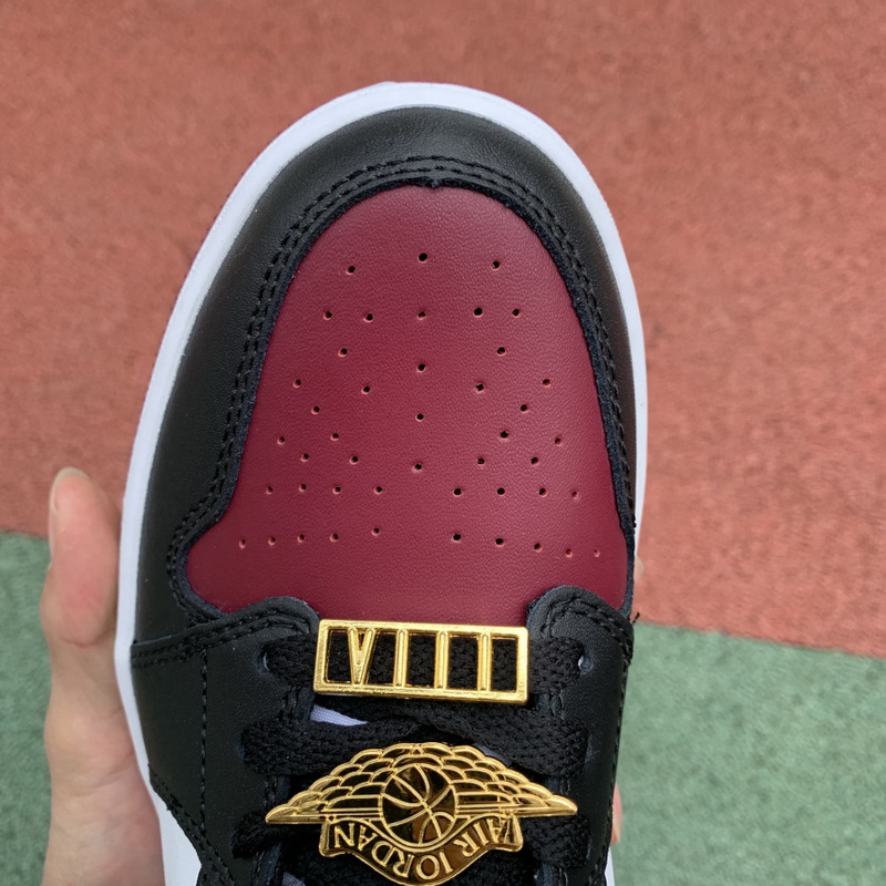 Jordan 1 Mid SE Black Dark Beetroot