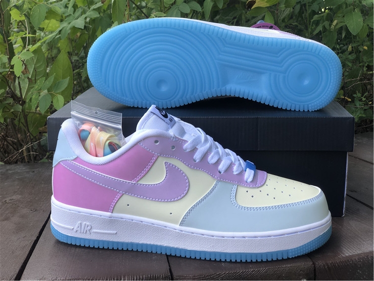 NIKE Air Force 1'07 LX UV