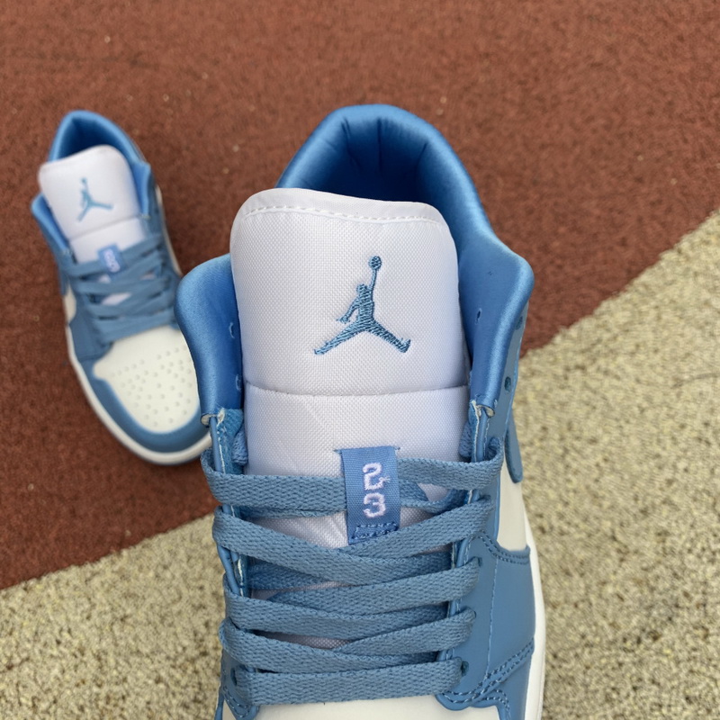 Air Jordan 1 Low shoes