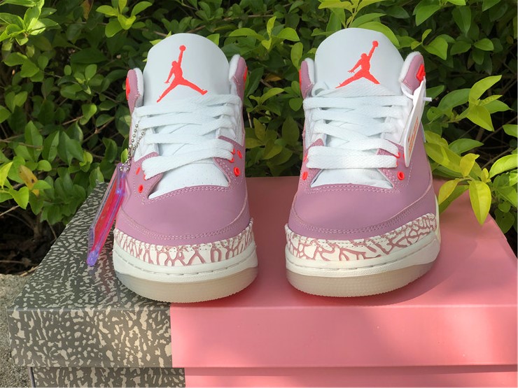 Air Jordan 3 WMNS “Rust Pink”