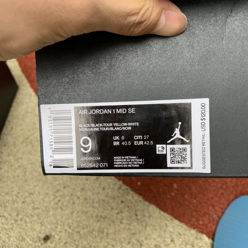 Jordan 1 Mid Yellow Toe Black