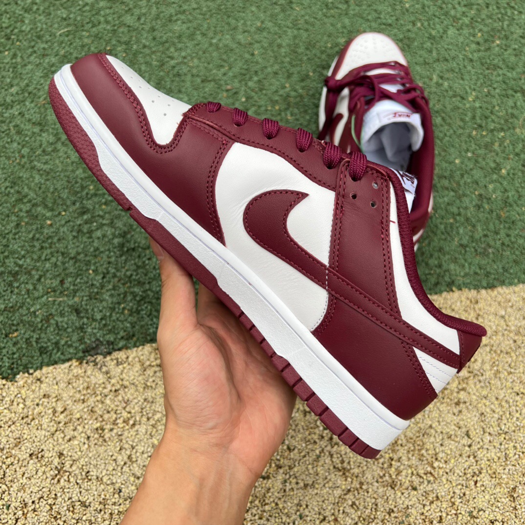 Nike SB Dunk Low Bordeaux