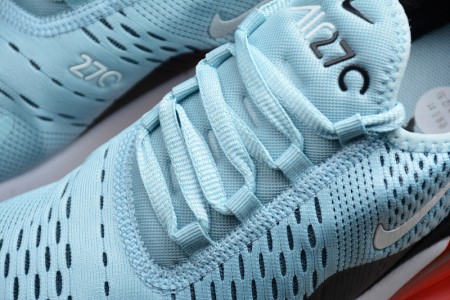 Nike womens AIR MAX 270