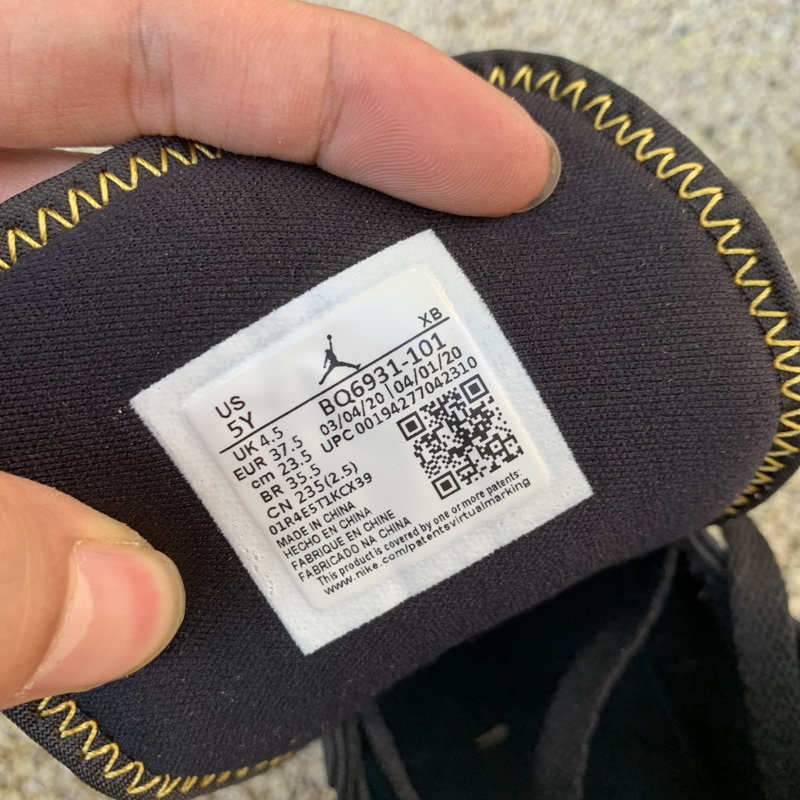 Jordan 1 Mid White Laser Orange Lucky Green