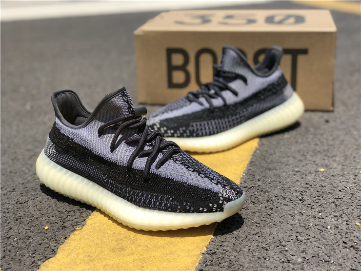 Yeezy Boost 350 Boost V2 Oreo