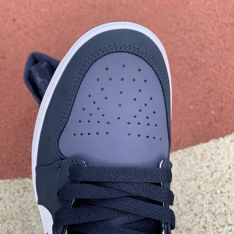 Jordan 1 Mid Obsidian Sanded Purple