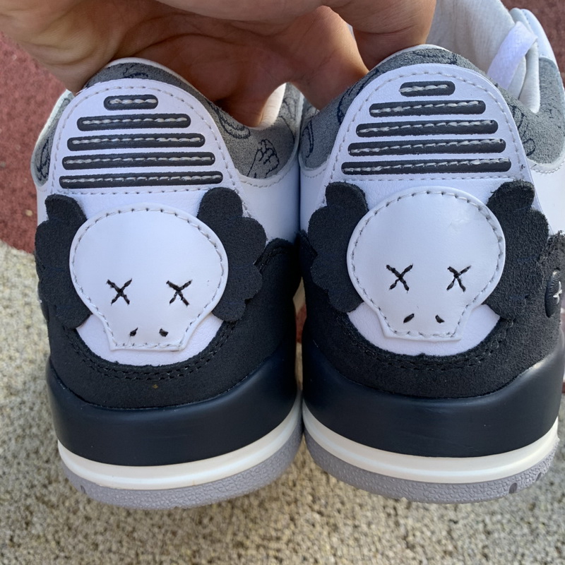 Air Jordan 3 Kaws